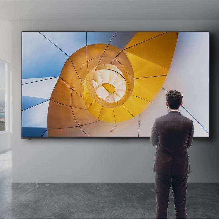 70 Inches Factory Sale Export Quality Flat Screen Best Full 4K HD Smart LED TV for Commercial Use